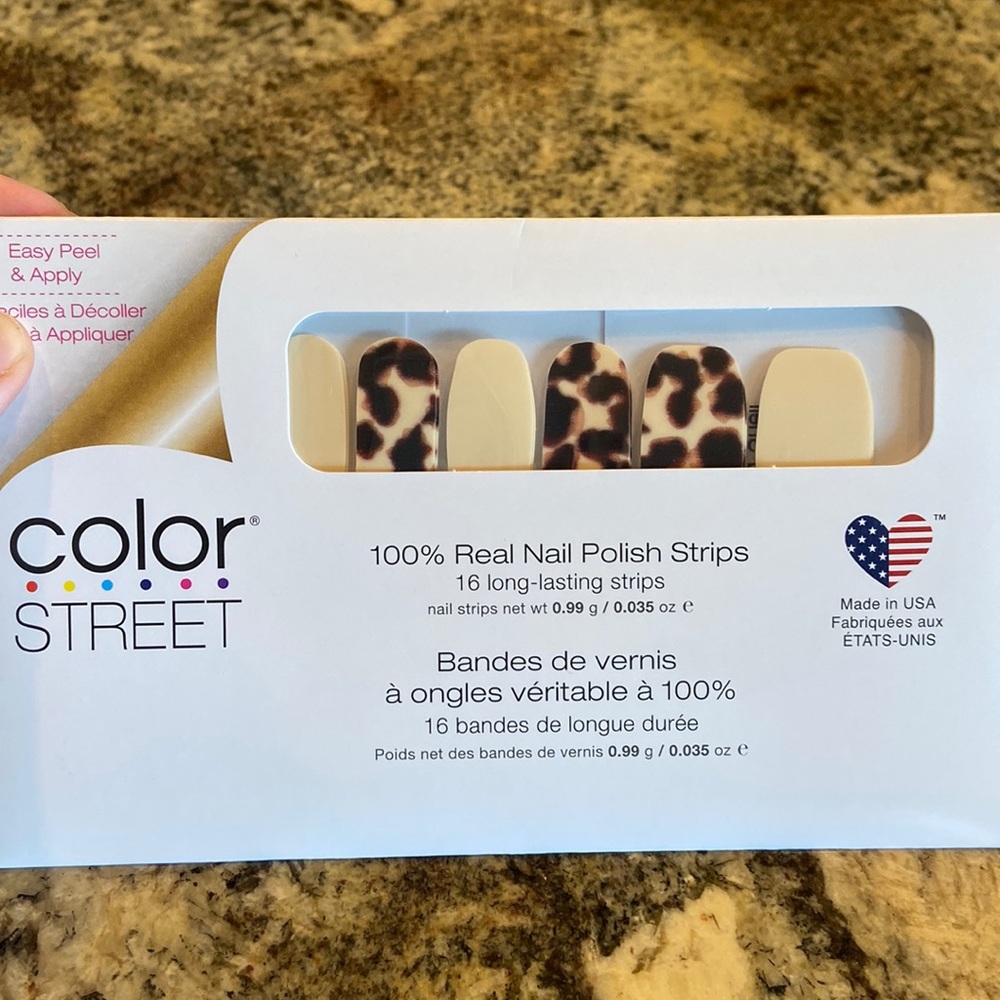 Brand New Color Street Show and Shell